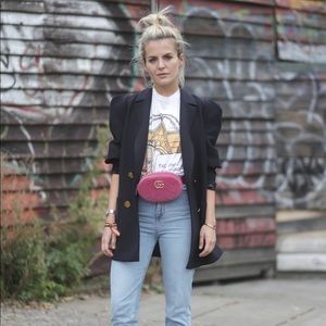 Meet your Posher, Josie